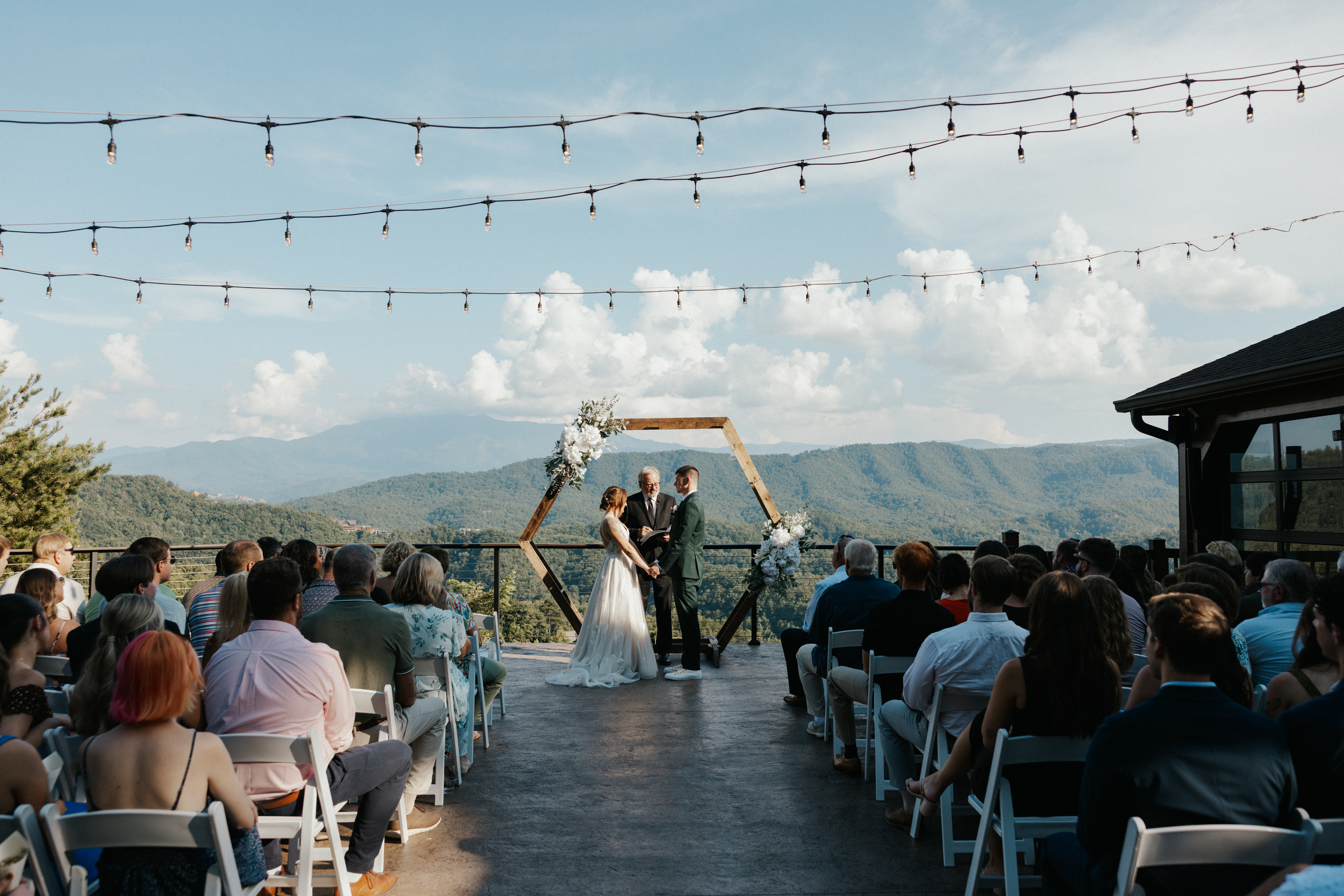 Wedding ceremony shot by Knoxville wedding photographer Rachel Ily Photo