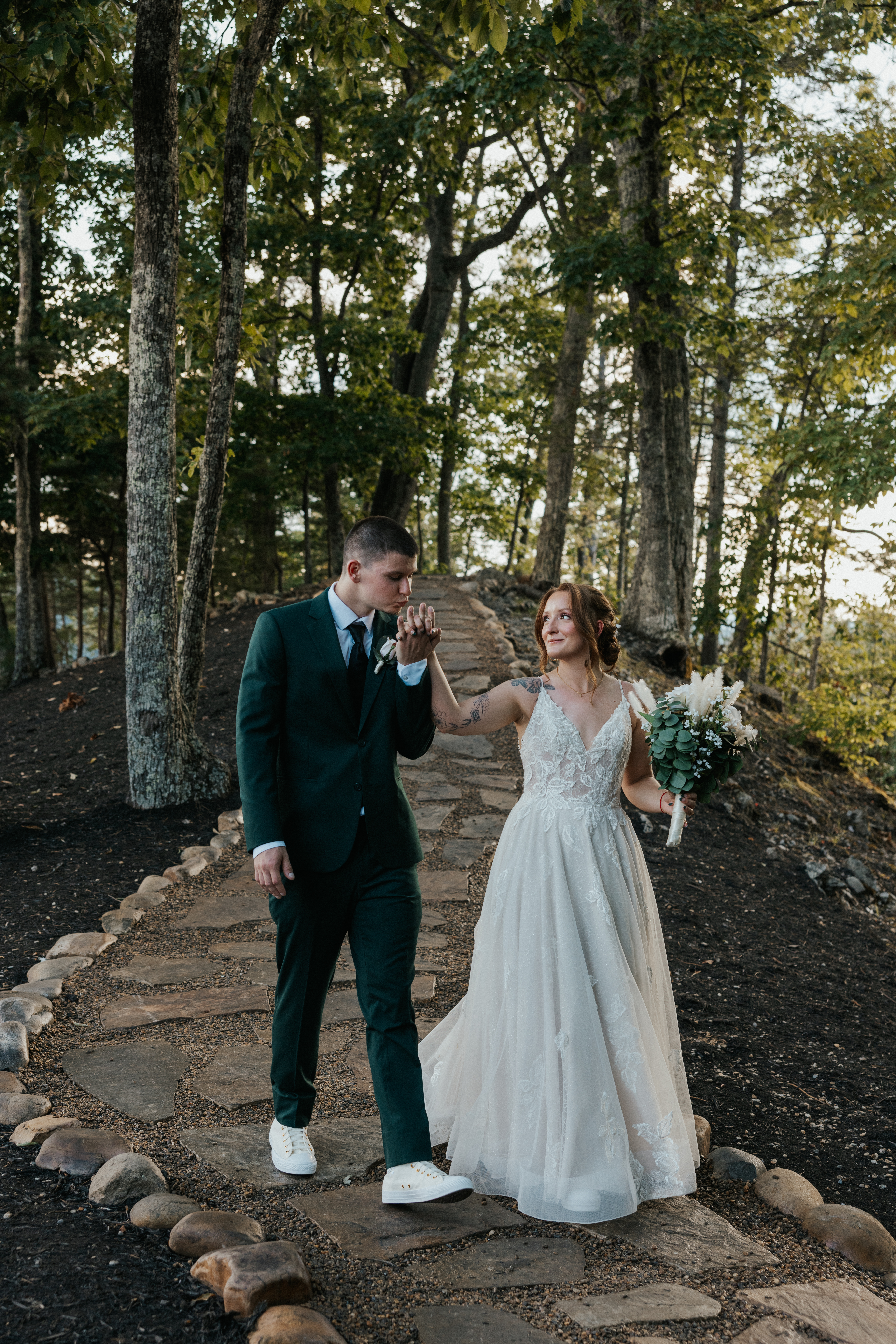 Bride and groom portraits by Knoxville wedding photographer Rachel Ily 