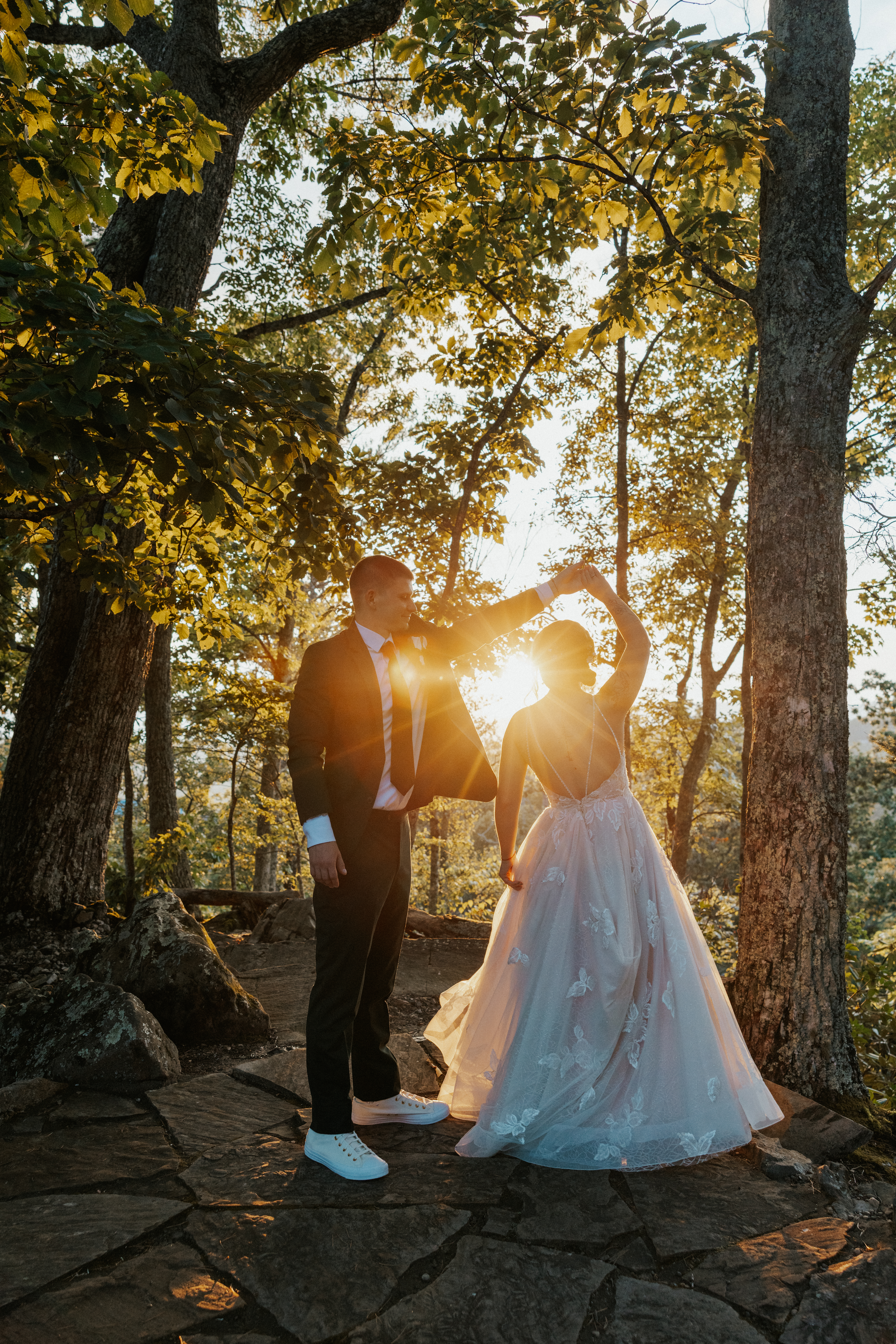 Bride and groom portraits by Knoxville wedding photographer Rachel Ily 